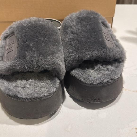 Ugg Bundle - Picture 4 of 11